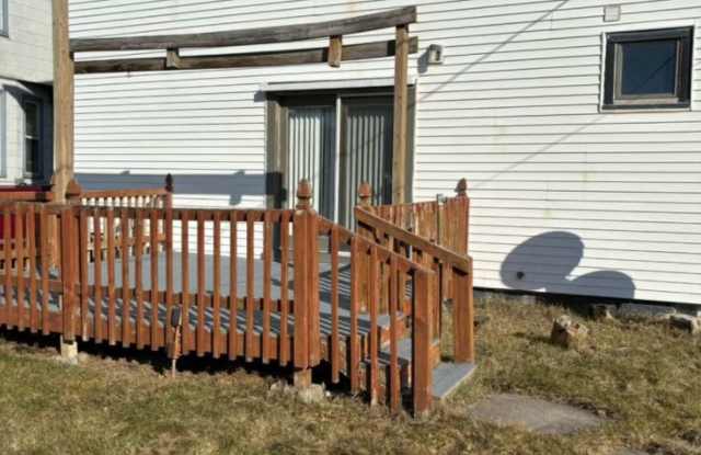 1524 S 14th Street - 1 (upper)