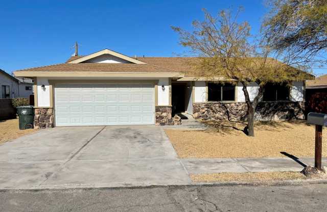 Photo of Newly Remodeled 3 Bedroom Home off of Hancock Rd!