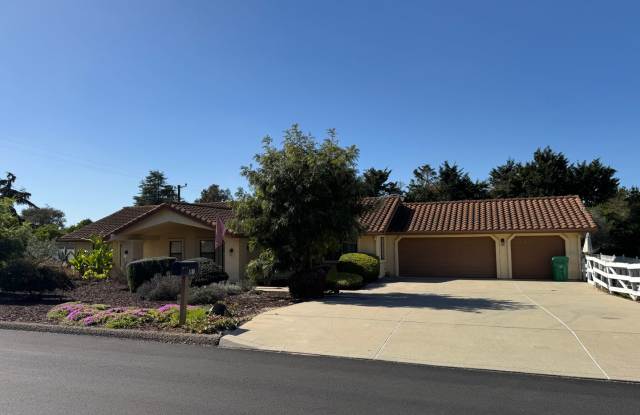 3-Bedroom Home on Spacious Property in a Great Nipomo Location