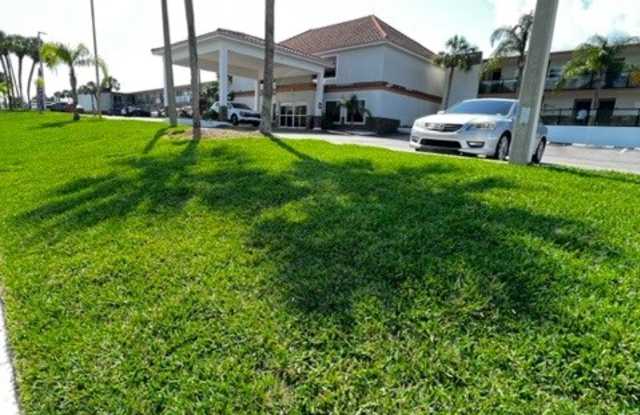 3030 Reedy Creek Blvd