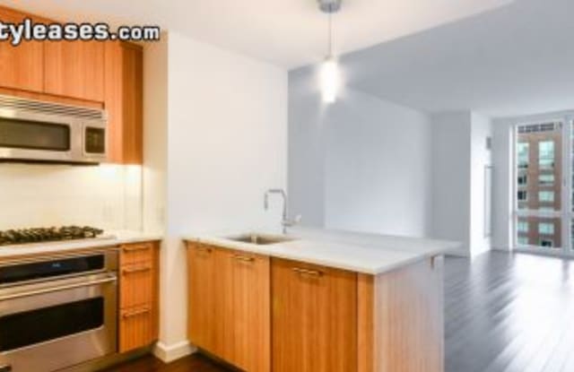 300 North End Ave Unit: 8A - 300 North End Avenue, New York City, NY 10282