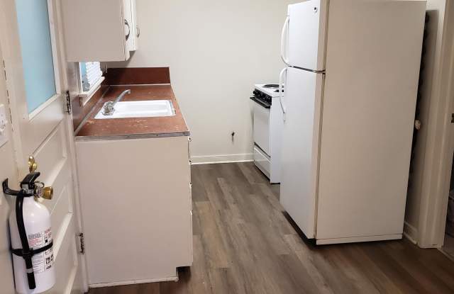 504 E Coolbaugh - 1
