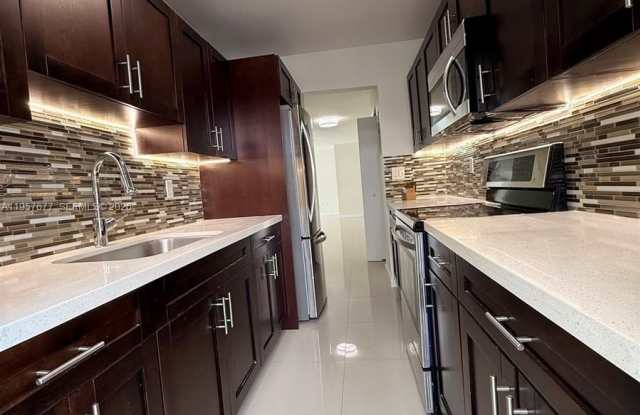 10001 W Bay Harbor Dr