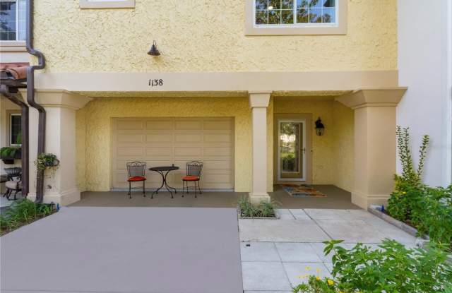 1138 Avenue De Las Casas