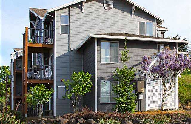 Photo of Troutdale Terrace