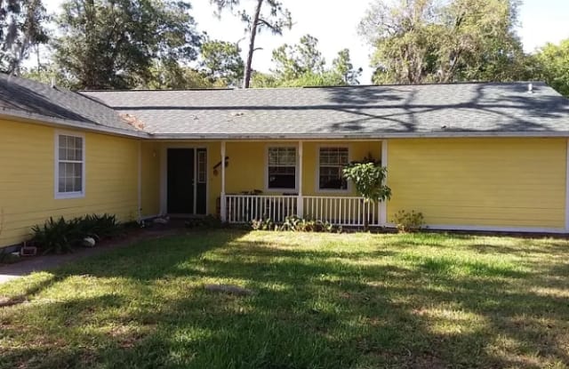 11067 Gifford Dr - 11067 Gifford Drive, Spring Hill, FL 34608