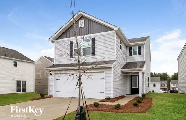 3040 Crescent Lake Lane
