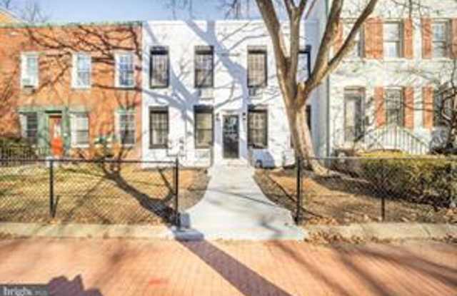 Photo of Charming 1BR/1BA in Hill East