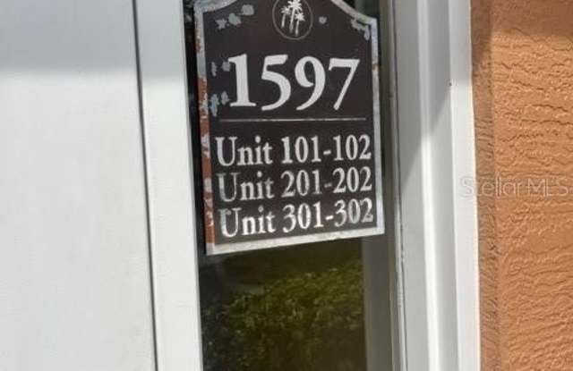 1597 HERITAGE CROSSING COURT