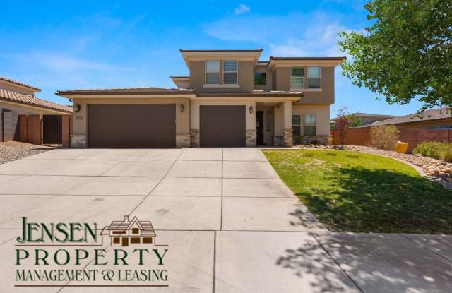 Spacious Home in Little Valley-Pets Negotiable