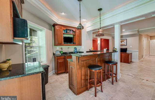 47 RIDINGS LANE
