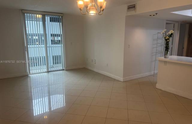 104 SW 9th St