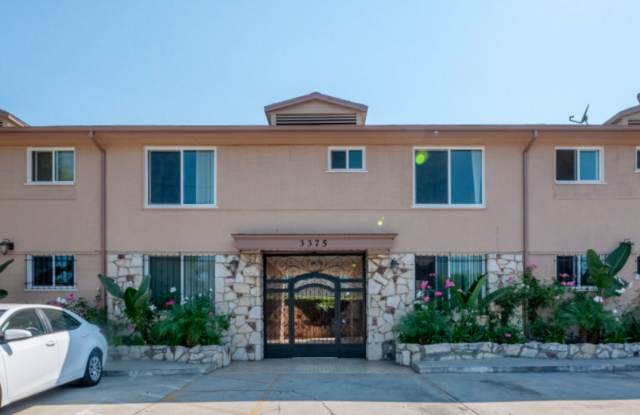 3375 Manning Ave.