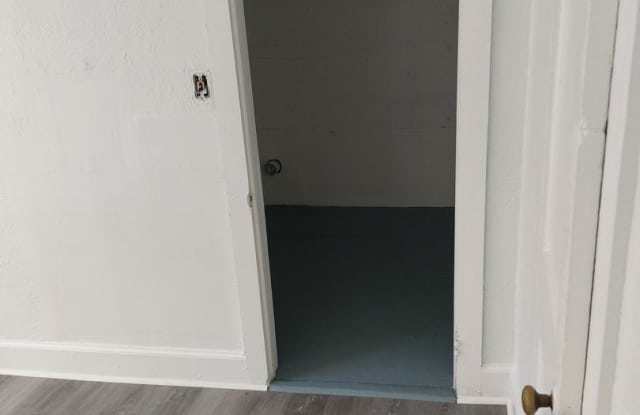 1 Bedroom 1 Bath Duplex For Rent at 1014 NE 8th Ave. Ocala, FL 34470