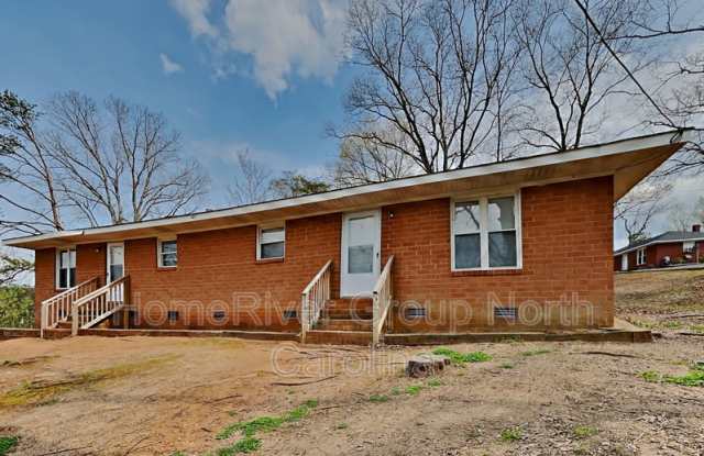 401 Summit St