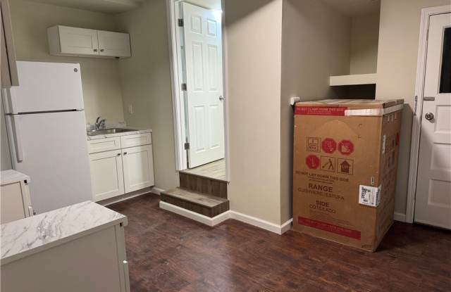 1306 Illinois Ave REAR