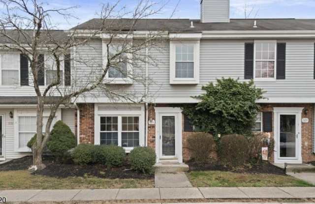 Photo of 330 Smithwold Rd