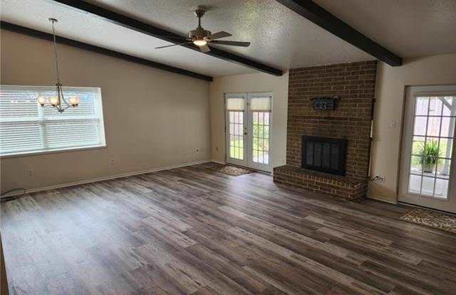 416 TANGLEWOOD Drive