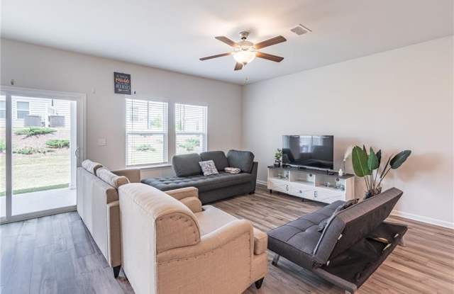 1452 Villageside Court