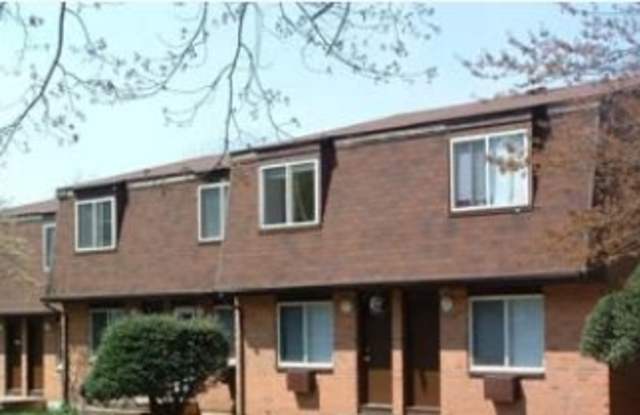 Photo of Oakland Gardens Apartments