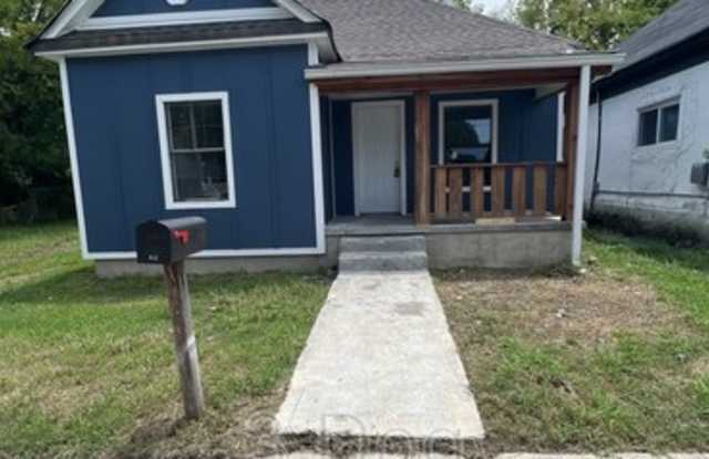 Photo of 412 North Hawthorne Street