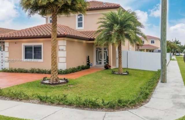 808 SW 5th St - 808 Southwest 5th Street, Florida City, FL 33034