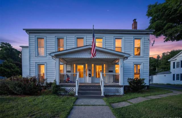 10 Washington Avenue