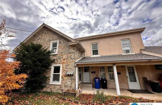 Photo of 373 E High Street