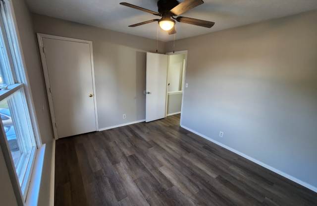 126 Cardinal Drive - 2