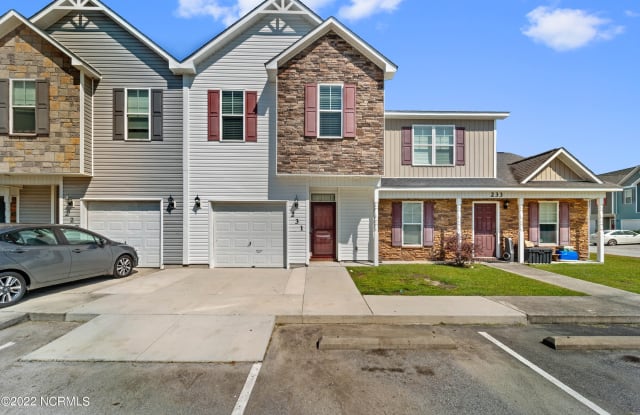 231 Glenhaven Lane - 231 Glenhaven Lane, Jacksonville, NC 28546