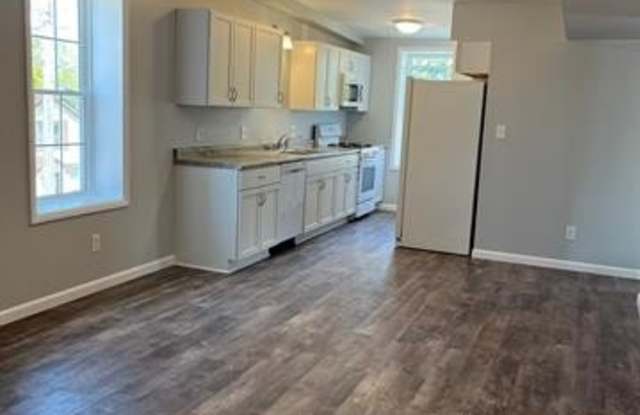 Photo of 10241 HEGEL Road