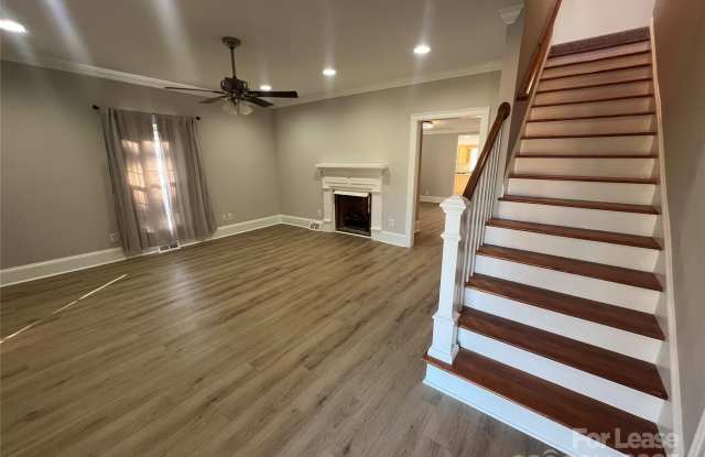 202 S Crawford Street