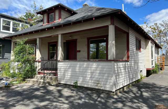 Photo of 3 Bed 1 Bath Home With Fresh Updates!!!