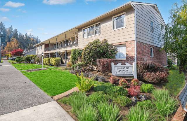 Monroe Manor Apartments