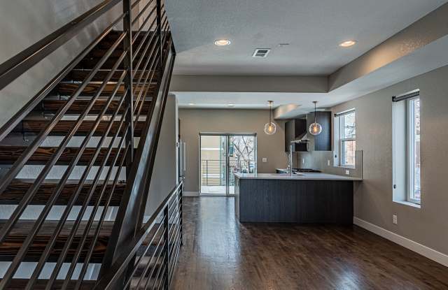 FOR RENT! Modern Townhome Living in West Highland/Sloan’s Lake – Pet Friendly!