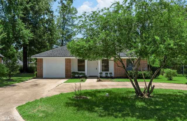 Check Out this 3 bed 2 bath in North Shreveport!