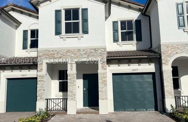 12613 NW 23rd Pl