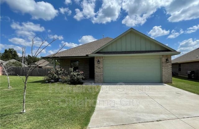 126 Saint Charles Way - 126 Saint Charles Way, Midwest City, OK 73130