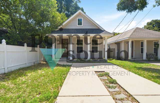 1010 N D St