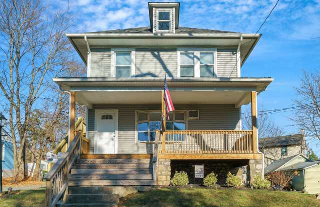 Recently Renovated 1 Bed, 1 Bath Gem in Willow Grove!
