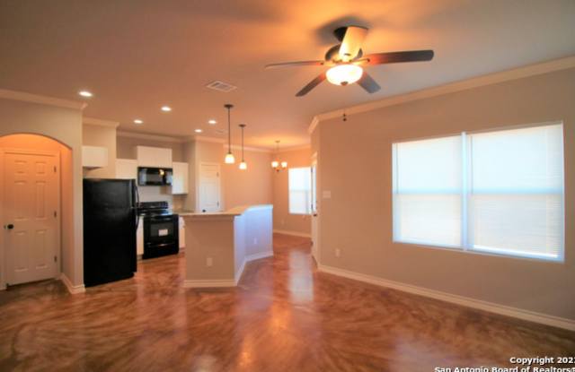 1767 Tristan Trail New Braunfels, TX. 78130 - 2