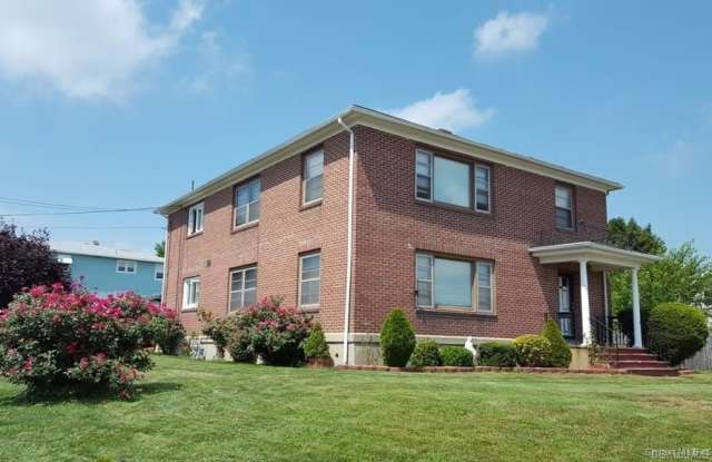 Photo of 690 Highland Avenue