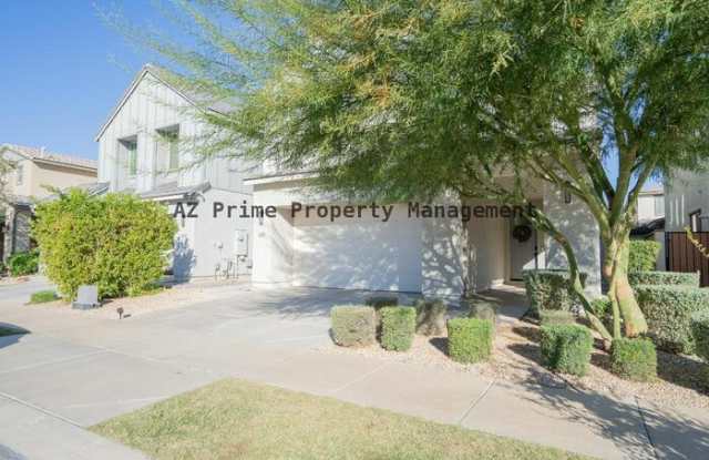 10050 East Tiburon Avenue