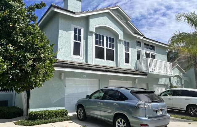 301 Mainsail Circle