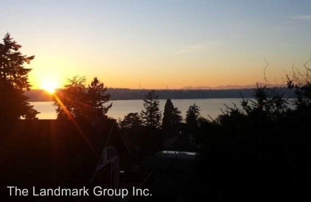 3047 70th Avenue SE - 3047 70th Avenue Southeast, Mercer Island, WA 98040