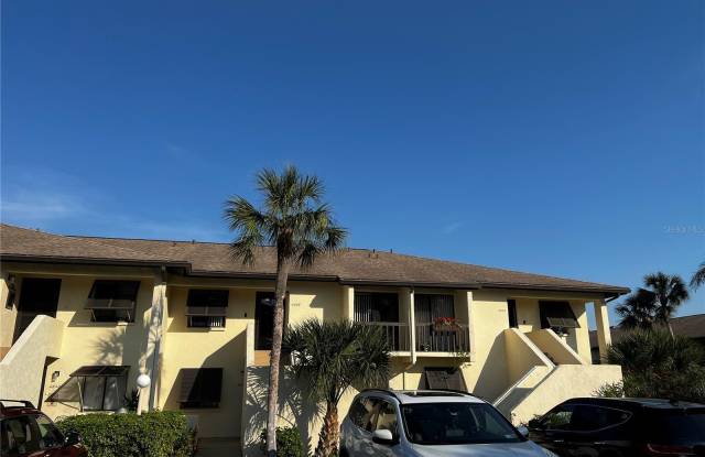 4638 LONGWATER CHASE