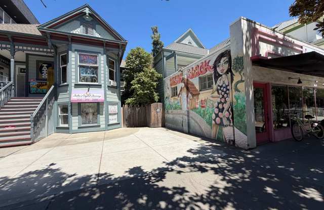 Updated & Spacious 1-Bedroom Apartment in Downtown Sacramento – Prime J Street Location