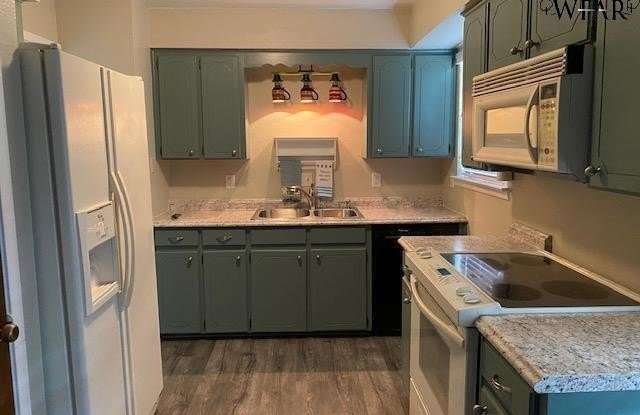 4660 BRIARWOOD DRIVE