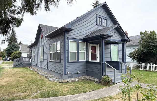 Updated rambler in downtown Kent!