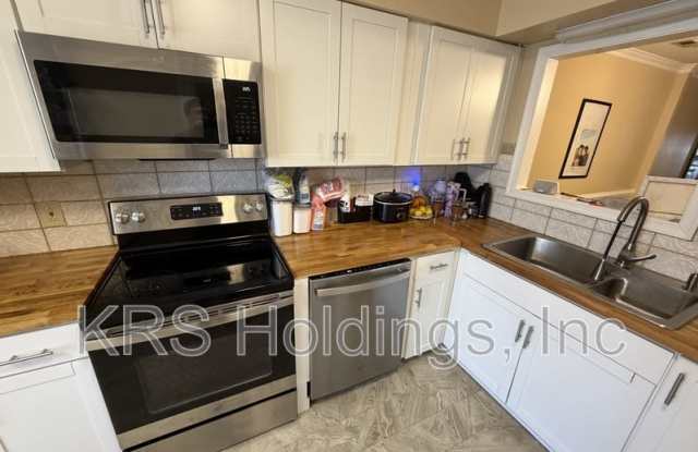 3842 WhiteChapel Arch